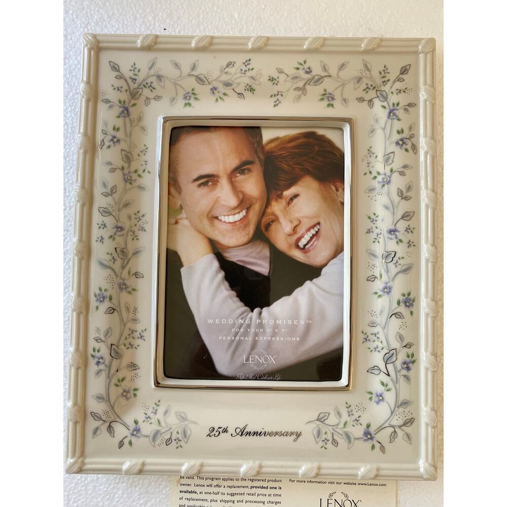 Lenox Wedding Promises 25th Anniversary porcelain photo frame.